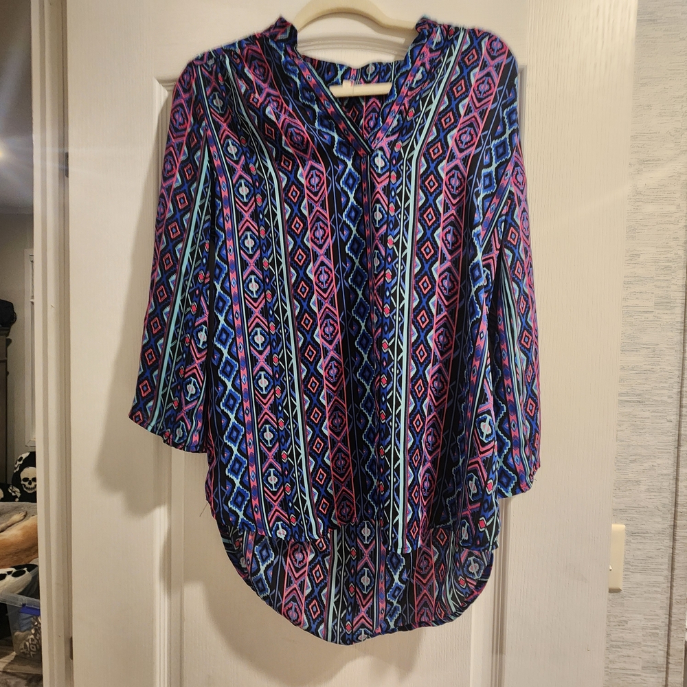 Wishful Park Geometric Blouse Size M EUC